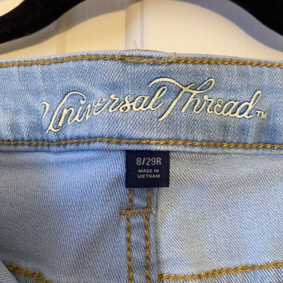 NWOT Light Wash Jeans - Picture 5 of 6